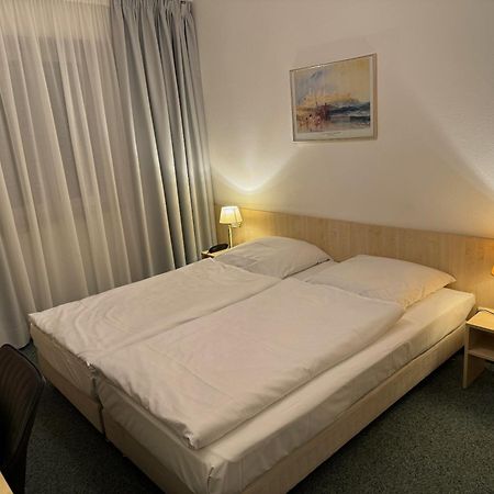 Hotel Occam Munchen Bagian luar foto