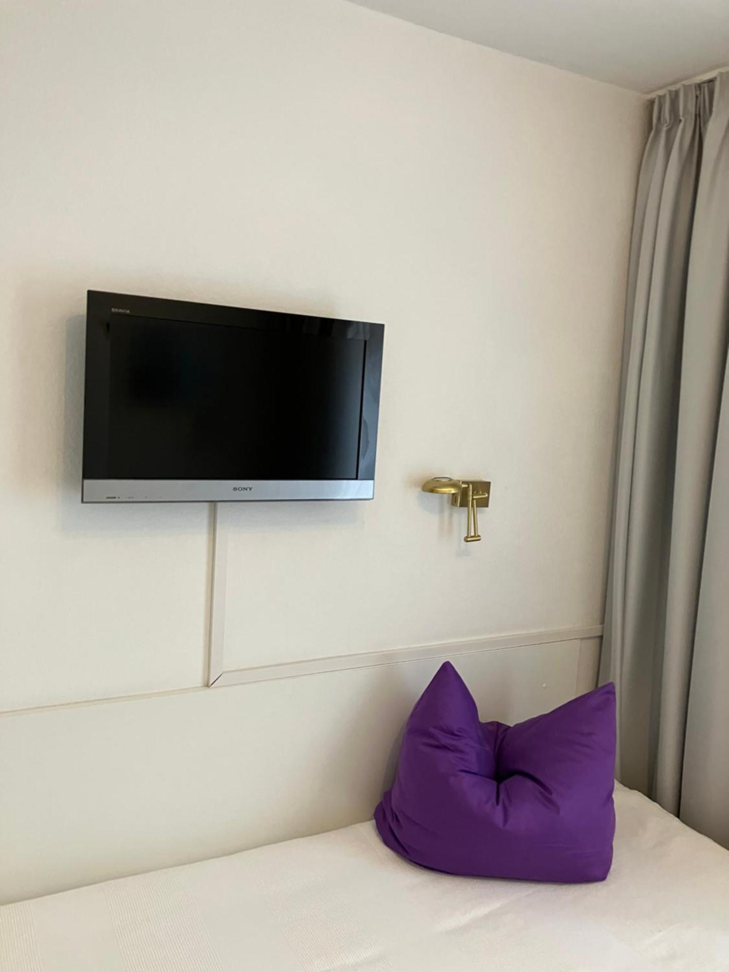 Hotel Occam Munchen Bagian luar foto